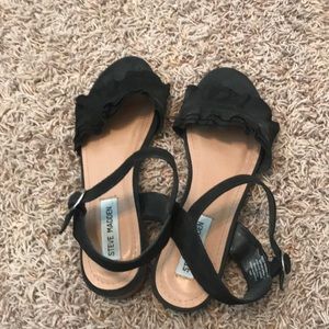 Steve Madden ruffle sandals